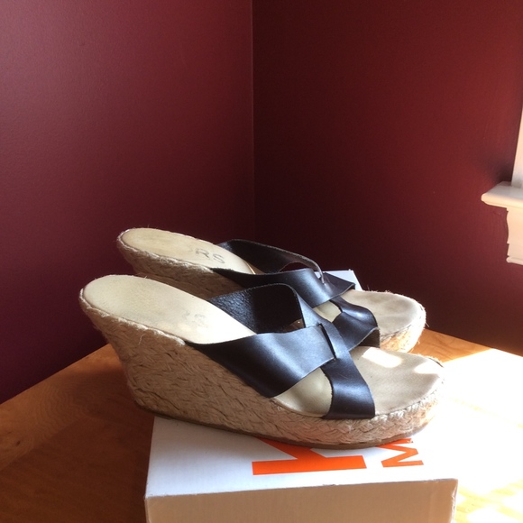 Michael kors licorice wedge Black Sz 9M - Picture 2 of 6